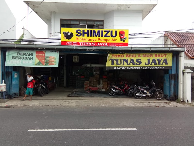 Mall Baru vs Tradisi Parcel Lebaran: Siapa yang Akan Menang di Cilacap?